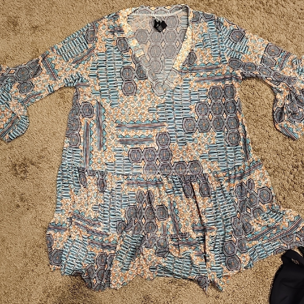 Patterned V-Neck Women's Swimsuit Cover Up